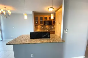 1043 S York Rd, Bensenville, IL 60106 - Photo 10