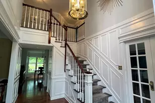 750 Kylemore Dr, Des Plaines, IL 60016 - Photo 2