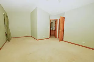 2460 Georgetown Cir, Aurora, IL 60503 - Photo 14