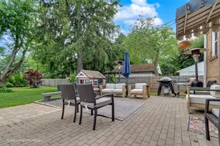 2211 N Bonnie Brook Ln, Waukegan, IL 60087 - Photo 22