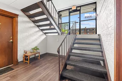 3223 W Parkway Drive #1G, Northbrook, IL 60062 - Photo 2