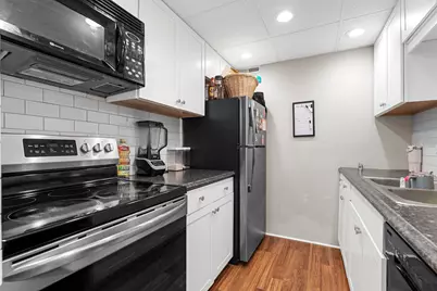 3223 W Parkway Drive #1G, Northbrook, IL 60062 - Photo 8