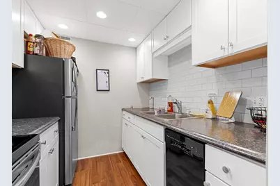3223 W Parkway Drive #1G, Northbrook, IL 60062 - Photo 10