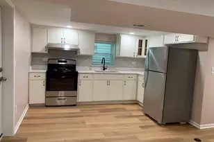 10623 S Mackinaw Ave, Chicago, IL 60617 - Photo 18