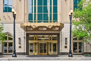 21 E Huron St, Chicago, IL 60611 - Photo 2