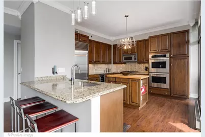 21 E Huron Street #3204, Chicago, IL 60611 - Photo 10
