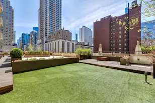 21 E Huron St, Chicago, IL 60611 - Photo 34