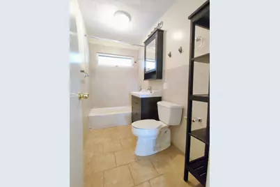 2435 W Balmoral Avenue #1N, Chicago, IL 60625 - Photo 12