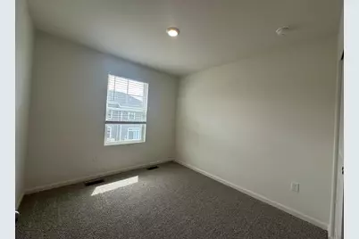 2267 Glacier Street, Mundelein, IL 60060 - Photo 20