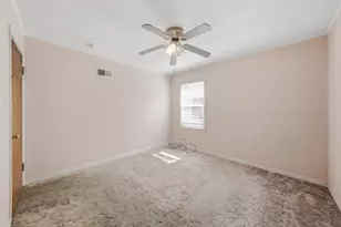 6811 W Crandall Ave, Worth, IL 60482 - Photo 16