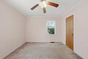 6811 W Crandall Ave, Worth, IL 60482 - Photo 18