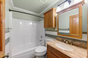413 Carriage Ct, Oswego, IL 60543 - Photo 24