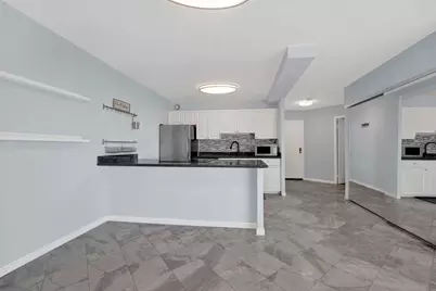 5320 N Sheridan Road #1504, Chicago, IL 60640 - Photo 6