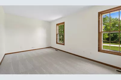 205 Whitaker Court, Woodstock, IL 60098 - Photo 24