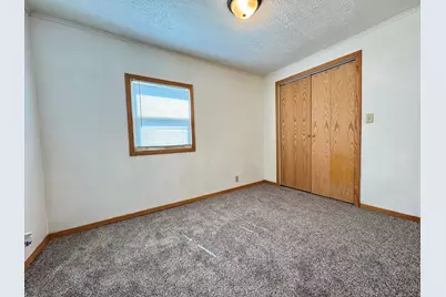 224 W 2nd Place, Spring Valley, IL 61362 - Photo 10