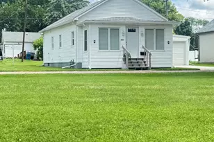 224 W 2nd Pl, Spring Valley, IL 61362 - Photo 6