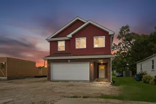 15234 7th Ave, Phoenix, IL 60426 - Photo 2