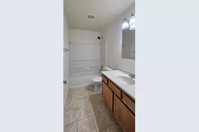 833 Village Quarter Road #TH-C, West Dundee, IL 60118 - Photo 18