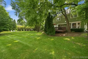 1002 Stonehedge Rd, Saint Charles, IL 60174 - Photo 36
