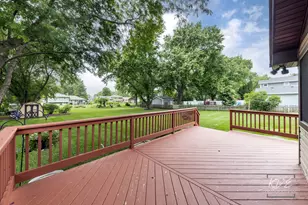 29W303 Hartman Dr, Naperville, IL 60564 - Photo 32