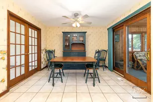 29W303 Hartman Dr, Naperville, IL 60564 - Photo 8