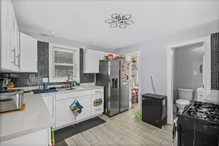 1024 W 103rd St, Chicago, IL 60643 - Photo 8