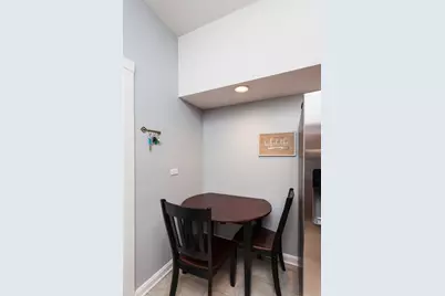 3608 N Pine Grove Avenue #B7, Chicago, IL 60613 - Photo 12