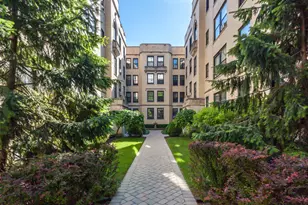 3608 N Pine Grove Ave, Chicago, IL 60613 - Photo 1