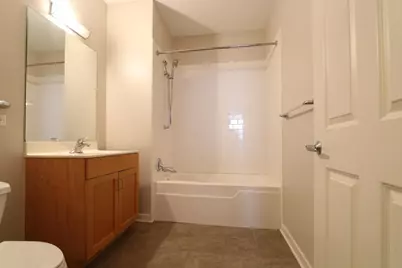 1039 S Lytle Street #102, Chicago, IL 60607 - Photo 6