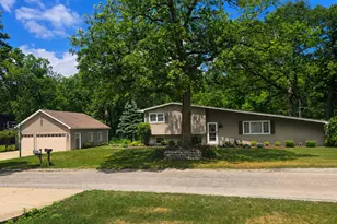 4623 W Nancy Dr, Kankakee, IL 60901 - Photo 1
