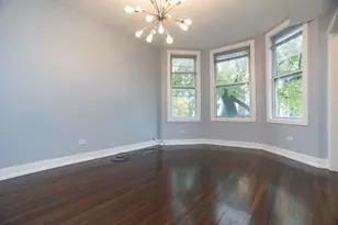 2657 N Ridgeway Ave, Chicago, IL 60647 - Photo 2