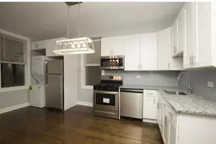 2657 N Ridgeway Ave, Chicago, IL 60647 - Photo 4