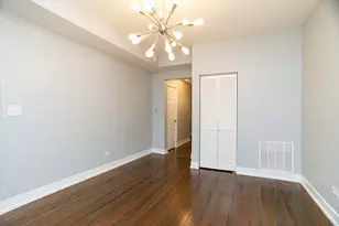 2657 N Ridgeway Ave, Chicago, IL 60647 - Photo 6