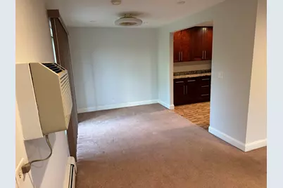 1375 Rebecca Drive #302, Hoffman Estates, IL 60169 - Photo 10