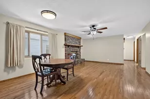 413 Price St, Morris, IL 60450 - Photo 6
