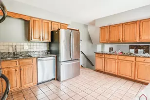1712 Tina Ln, Flossmoor, IL 60422 - Photo 6