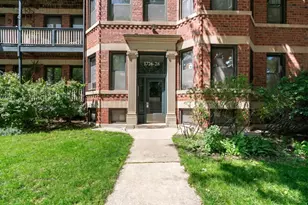 1728 W Leland Ave, Chicago, IL 60640 - Photo 2