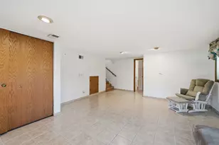 1988 E Touhy Ave, Des Plaines, IL 60018 - Photo 14