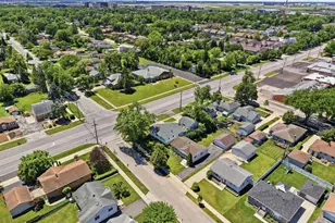 1988 E Touhy Ave, Des Plaines, IL 60018 - Photo 26