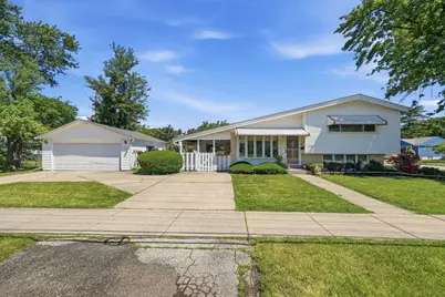 1988 E Touhy Avenue, Des Plaines, IL 60018 - Photo 1
