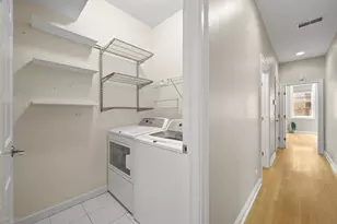 2323 W Montrose Ave, Chicago, IL 60618 - Photo 20