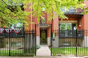 2323 W Montrose Ave, Chicago, IL 60618 - Photo 2