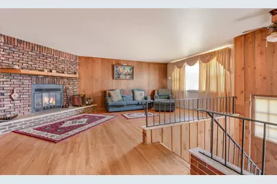 17800 Michael Avenue, Country Club Hills, IL 60478 - Photo 2