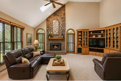 2617 Crystal Way, Crystal Lake, IL 60012 - Photo 6