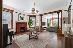 622 W Arlington Pl, Chicago, IL 60614 - Photo 2