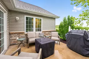2045 Somerset Ln, Sycamore, IL 60178 - Photo 34