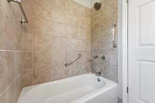 9300 Lorel Ave, Skokie, IL 60077 - Photo 10