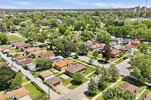 9300 Lorel Ave, Skokie, IL 60077 - Photo 24
