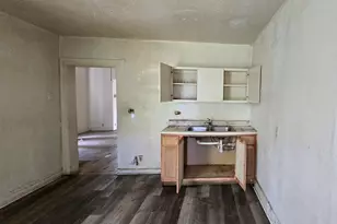 15213 Turlington Ave, Harvey, IL 60426 - Photo 6
