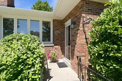 2232 Hawthorne Avenue, Westchester, IL 60154 - Photo 2